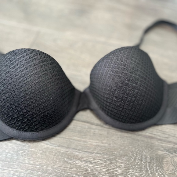 Bundle! Gorgeous Stella McCartney & a strapless Calvin Klein bra! Both 30C! - Picture 3 of 8